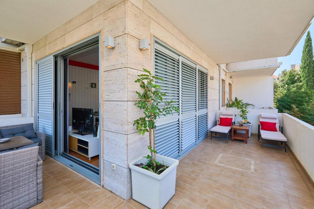 The Monroe - Stylish 2 Bd Apartment In Villa Orsan Dubrovnik Kültér fotó